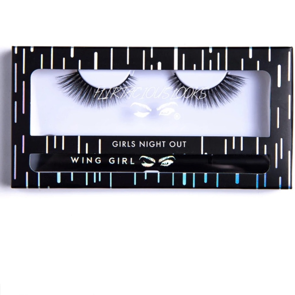 FLIRTACIOUS LOOKS- Girls Night Out-Lashes
